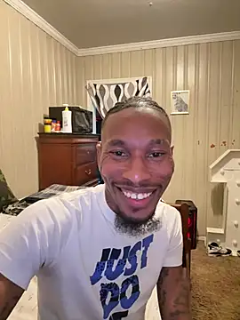 KingDerRico online show from April 15, 2026, 9:48 pm