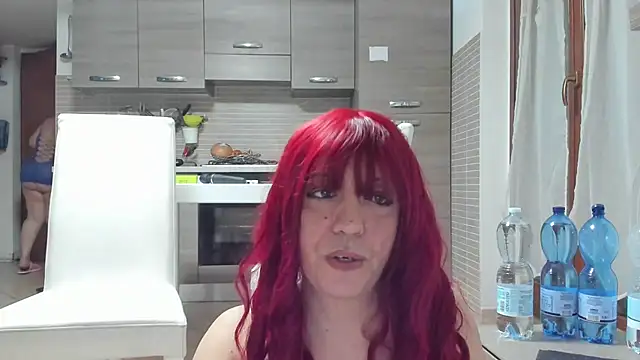Snapshot of carolyne2023 chatting on March 17, 2025, 6:00 pm carolyne2023 online show from March 17, 2025, 6:00 pm