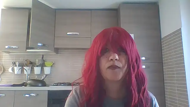 Snapshot of carolyne2023 chatting on March 7, 2025, 9:51 am carolyne2023 online show from March 7, 2025, 9:51 am