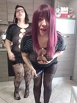 carolyne2023 online show from February 8, 2026, 8:23 am