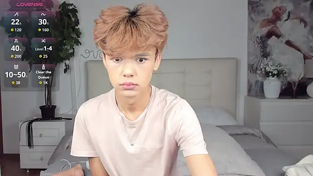 Felix Rey online show from September 28, 2025, 4:14 pm