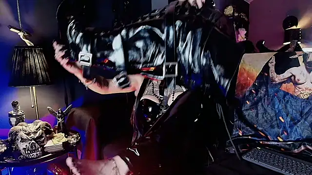 MorganaCrowley online show from September 14, 2025, 1:33 pm