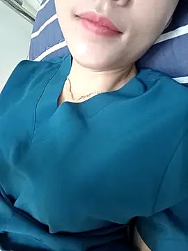 2 sex online show from May 13, 2026, 4:52 am