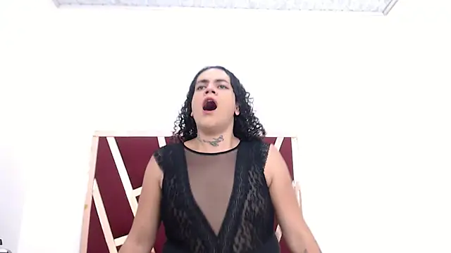aleja mistress  online show from May 9, 2026, 2:31 pm