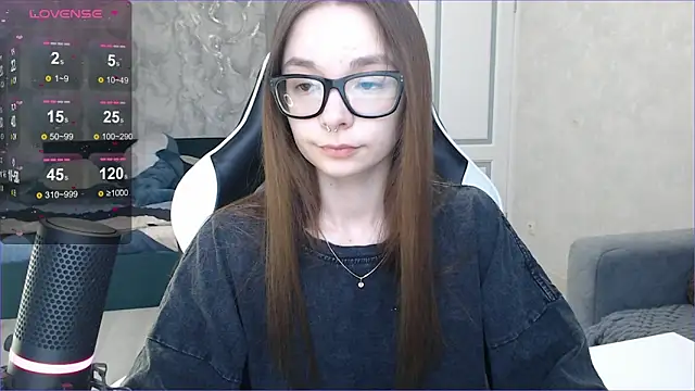 Snapshot of Amarieni chatting on February 27, 2025, 11:39 am Amarieni online show from February 27, 2025, 11:39 am