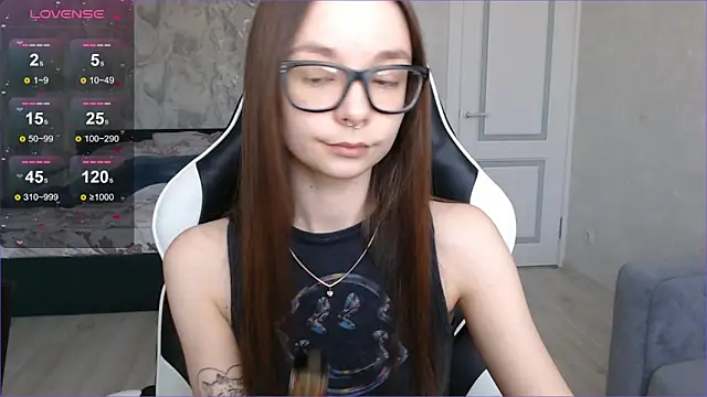 Snapshot of Amarieni chatting on March 20, 2025, 12:22 pm Amarieni online show from March 20, 2025, 12:22 pm