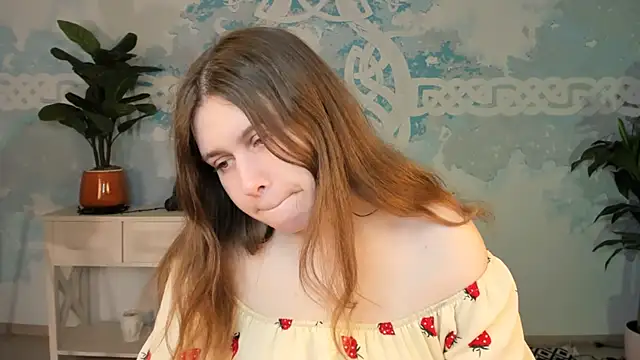 FioraMarmoris online show from April 1, 2026, 5:20 am