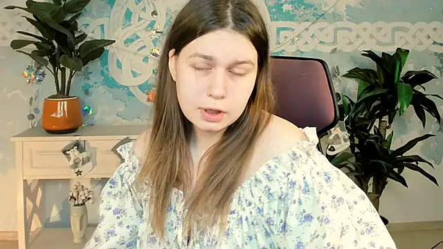 FioraMarmoris online show from December 20, 2025, 5:32 am