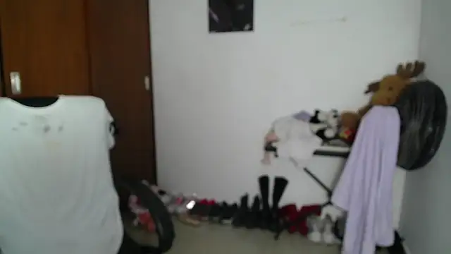 Snapshot of venelope1 chatting on October 11, 2025, 6:03 am venelope1 online show from October 11, 2025, 6:03 am