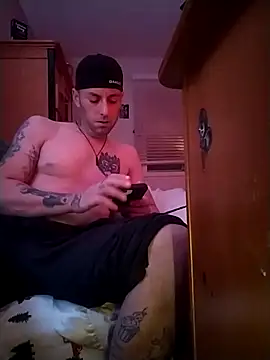 Snapshot of thatdude9_9_9 chatting on November 11, 2025, 9:48 am thatdude9 9 9 online show from November 11, 2025, 9:48 am