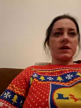 Snapshot of Jasmin-White chatting on February 8, 2025, 4:46 pm Jasmin-White online show from February 8, 2025, 4:46 pm