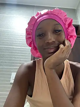 FiorelaLenin online show from February 16, 2026, 1:26 am