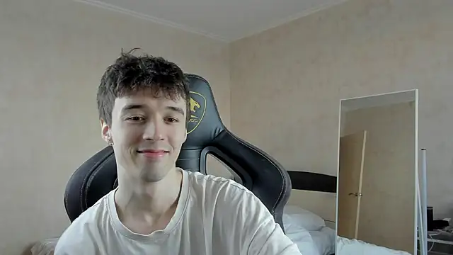 MasonWarholl online show from February 13, 2026, 2:06 pm