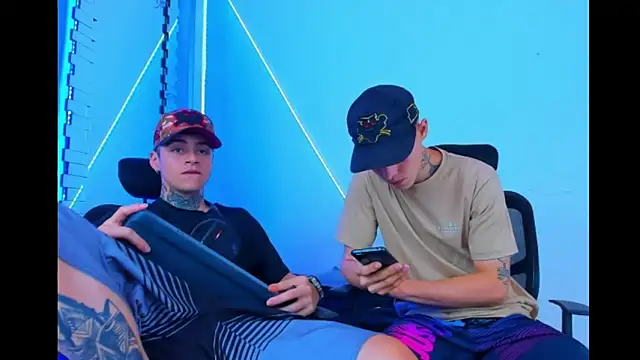 Snapshot of HOT_boy2025 chatting on September 22, 2025, 7:25 am HOT boy2025 online show from September 22, 2025, 7:25 am