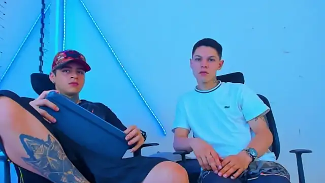 Snapshot of HOT_boy2025 chatting on October 16, 2025, 5:38 am HOT boy2025 online show from October 16, 2025, 5:38 am