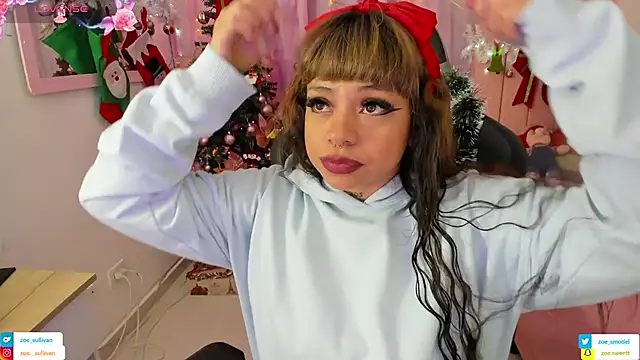 Snapshot of zoesullivan chatting on December 4, 2025, 9:52 am zoesullivan online show from December 4, 2025, 9:52 am