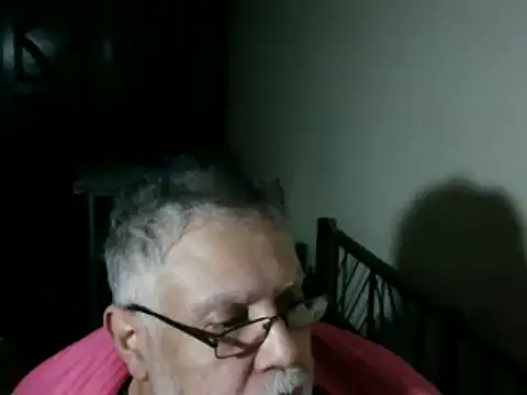 100Tauros online show from December 4, 2025, 10:31 pm