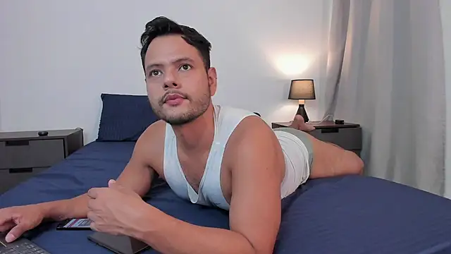 Snapshot of Nate_Ocean chatting on February 15, 2026, 2:56 am Nate Ocean online show from February 15, 2026, 2:56 am