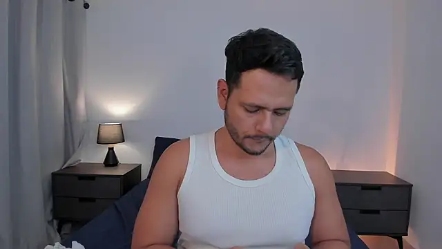 Snapshot of Nate_Ocean chatting on February 17, 2026, 1:14 am Nate Ocean online show from February 17, 2026, 1:14 am