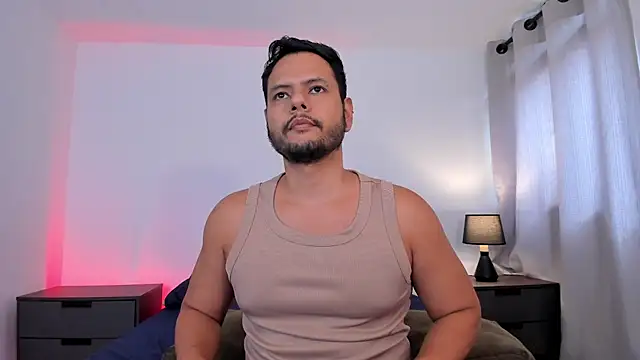 Snapshot of Nate_Ocean chatting on February 24, 2026, 1:23 pm Nate Ocean online show from February 24, 2026, 1:23 pm