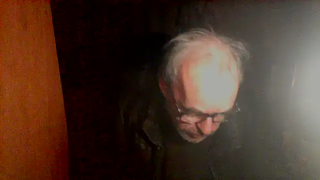 nice6incs online show from December 2, 2025, 11:06 pm