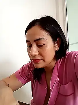 Snapshot of XGabrielaXX chatting on January 29, 2025, 7:22 pm XGabrielaXX online show from January 29, 2025, 7:22 pm