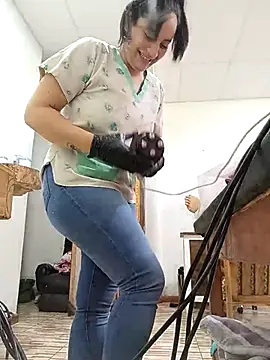 Snapshot of XGabrielaXX chatting on February 4, 2026, 12:55 pm XGabrielaXX online show from February 4, 2026, 12:55 pm