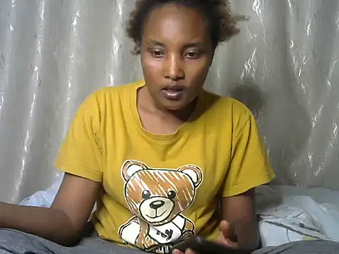 Snapshot of StacyGee24 chatting on November 28, 2025, 5:24 pm StacyGee24 online show from November 28, 2025, 5:24 pm