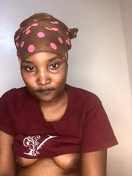 Snapshot of StacyGee24 chatting on September 15, 2025, 2:17 pm StacyGee24 online show from September 15, 2025, 2:17 pm