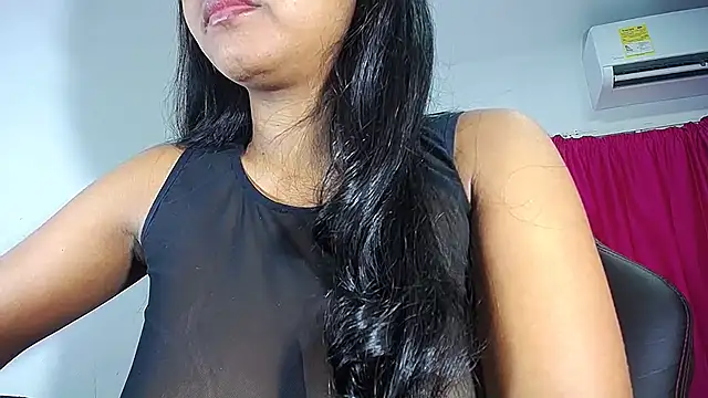 Snapshot of Sashabreck chatting on December 19, 2025, 2:59 am Sashabreck online show from December 19, 2025, 2:59 am