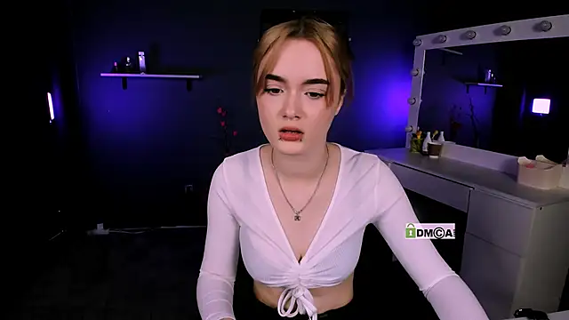 Snapshot of liana_kisses chatting on March 7, 2025, 8:22 pm liana kisses online show from March 7, 2025, 8:22 pm