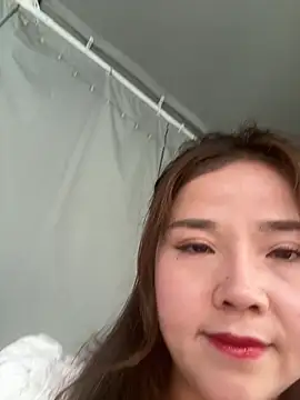 Snapshot of Efangfang chatting on March 3, 2025, 5:05 am Efangfang online show from March 3, 2025, 5:05 am