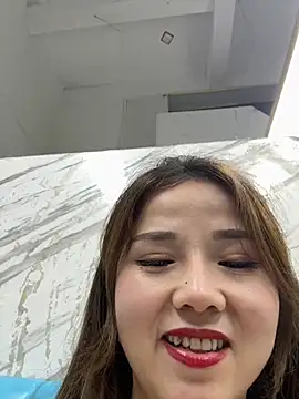 Snapshot of Efangfang chatting on March 2, 2025, 11:52 am Efangfang online show from March 2, 2025, 11:52 am