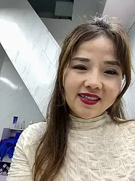 Snapshot of Efangfang chatting on March 4, 2025, 10:57 am Efangfang online show from March 4, 2025, 10:57 am
