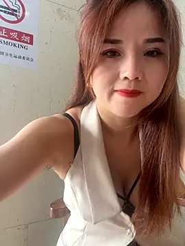 Snapshot of Efangfang chatting on September 10, 2025, 1:59 am Efangfang online show from September 10, 2025, 1:59 am
