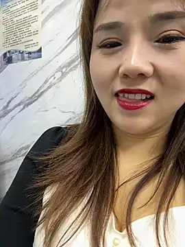 Snapshot of Efangfang chatting on March 8, 2025, 11:58 am Efangfang online show from March 8, 2025, 11:58 am