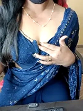 Snapshot of Adwithaa chatting on February 18, 2026, 4:58 pm Adwithaa online show from February 18, 2026, 4:58 pm