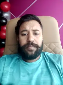 Snapshot of zakly69 chatting on May 4, 2026, 4:38 am zakly69 online show from May 4, 2026, 4:38 am