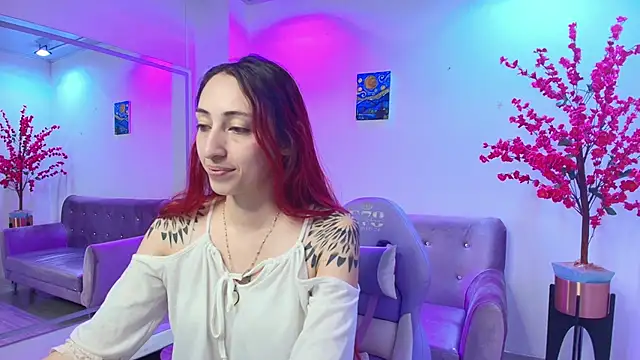 Snapshot of Vermelha_Gremory_ chatting on September 15, 2025, 7:14 pm Vermelha Gremory online show from September 15, 2025, 7:14 pm