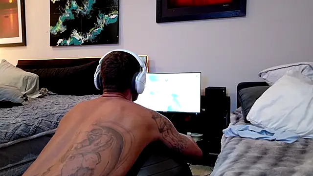 Snapshot of klownman1 chatting on January 19, 2026, 5:11 am klownman1 online show from January 19, 2026, 5:11 am