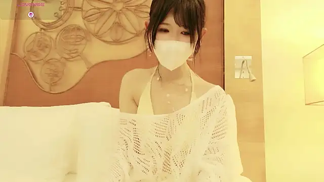 Snapshot of Conatsu chatting on May 18, 2026, 5:40 pm Conatsu online show from May 18, 2026, 5:40 pm