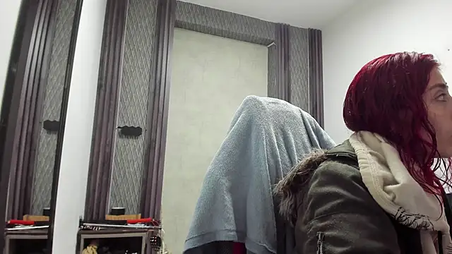 selene red  online show from April 11, 2026, 12:29 am