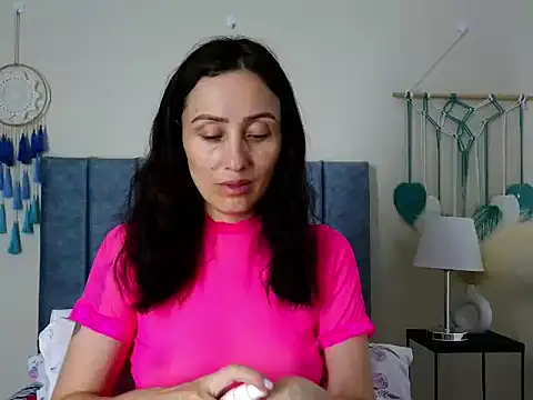 IberianMoonMK online show from September 27, 2025, 11:16 am