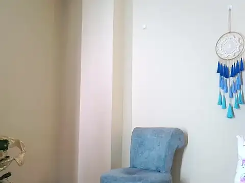 Snapshot of IberianMoonMK chatting on December 16, 2025, 5:39 pm IberianMoonMK online show from December 16, 2025, 5:39 pm