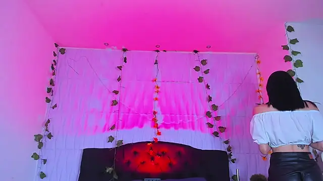 Staicy Nasty online show from October 7, 2025, 4:13 am