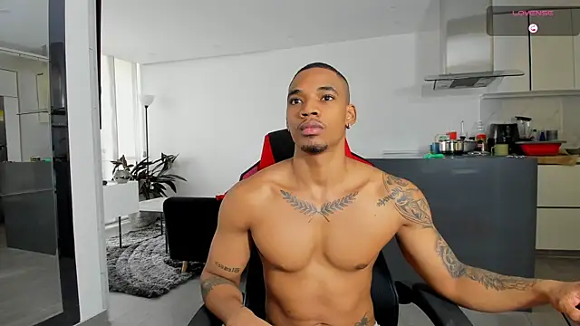 Snapshot of TROYWESLY- chatting on October 6, 2025, 5:02 pm TROYWESLY- online show from October 6, 2025, 5:02 pm