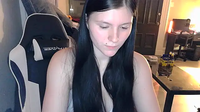 Snapshot of Elliewgfs chatting on December 19, 2025, 4:38 am Elliewgfs online show from December 19, 2025, 4:38 am