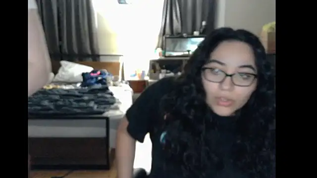 Snapshot of Elliewgfs chatting on March 19, 2025, 2:27 am Elliewgfs online show from March 19, 2025, 2:27 am