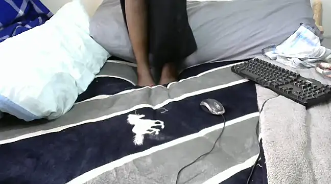 blue ivy2211 online show from March 10, 2025, 1:43 pm