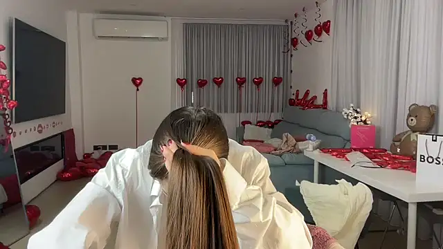 Snapshot of Mika_Miller chatting on February 17, 2026, 6:00 am Mika Miller online show from February 17, 2026, 6:00 am